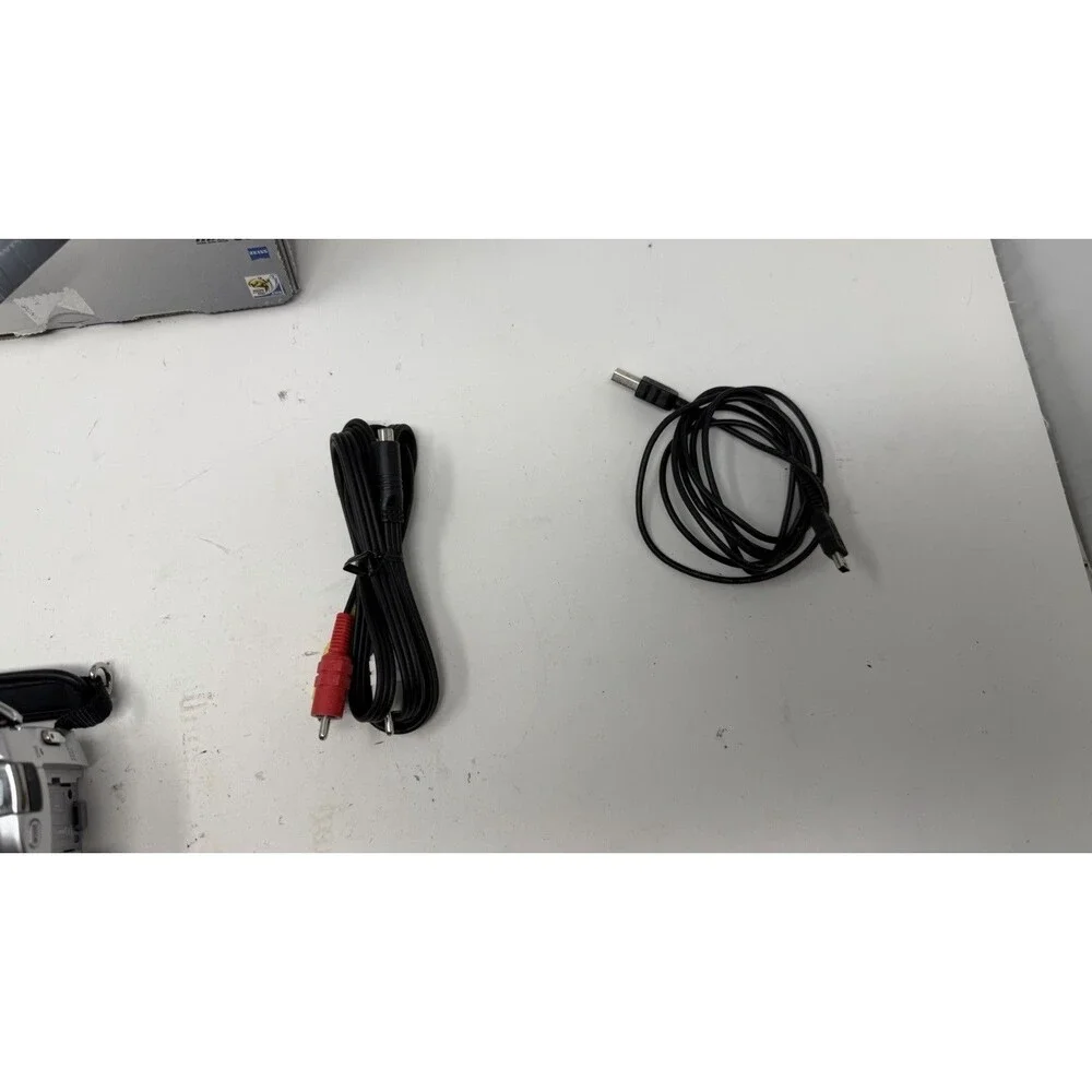 Sony Handycam DCR-SR68 80GB HDD Camcorder Bundle Tested Working